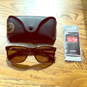 Ray-Ban RB4181 polarized sunglasses
